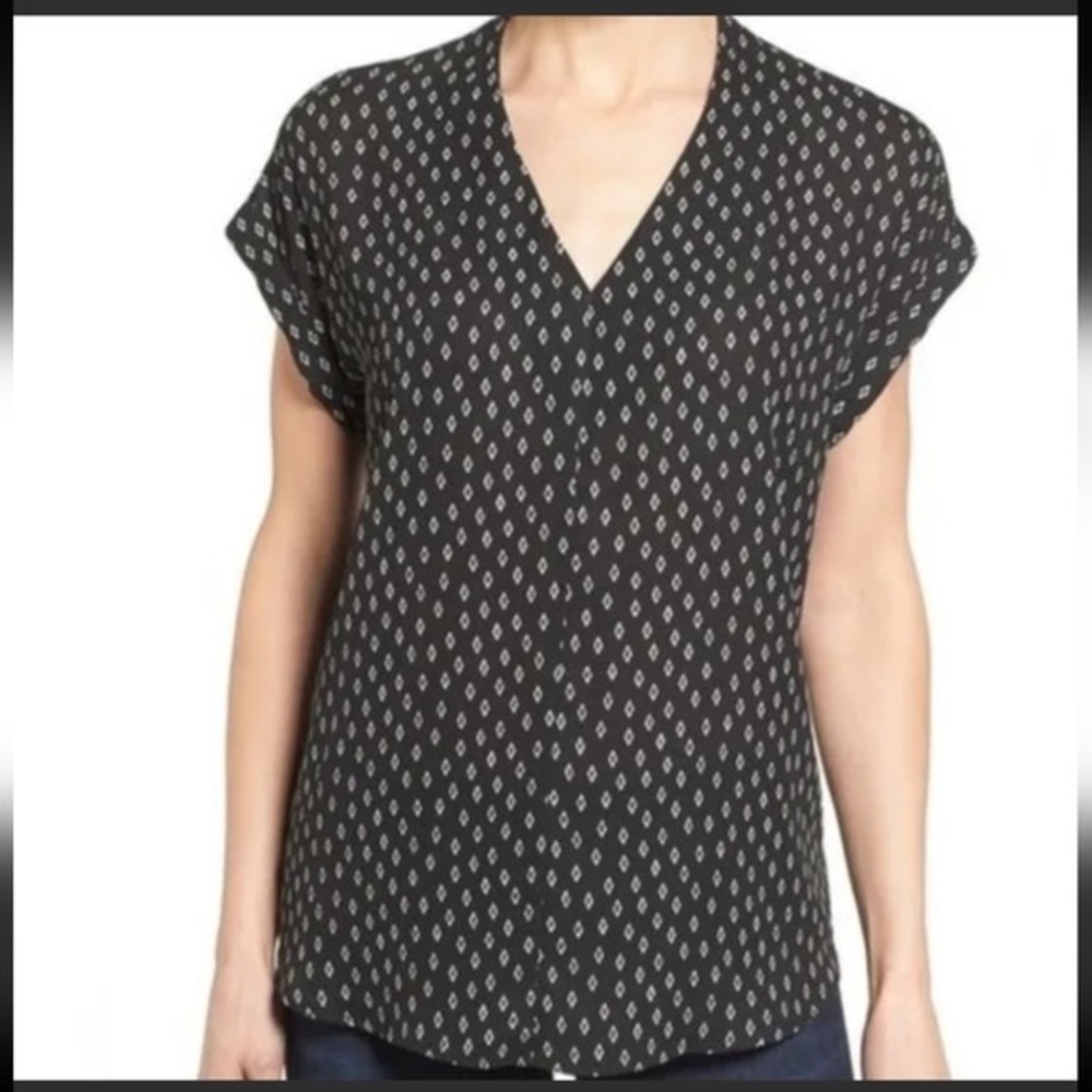 Pleone black and cream medium top